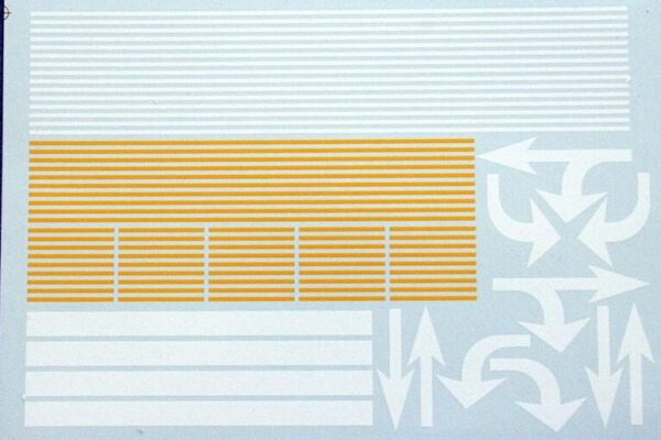 #RSD-001 Modern Road markings, HO – Stripes & arrows