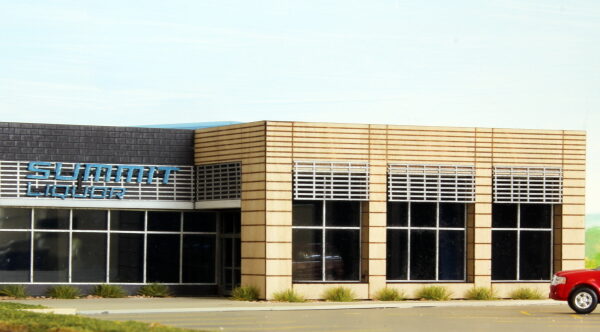 #LQ-001 Summit Liquor Store building in HO scale