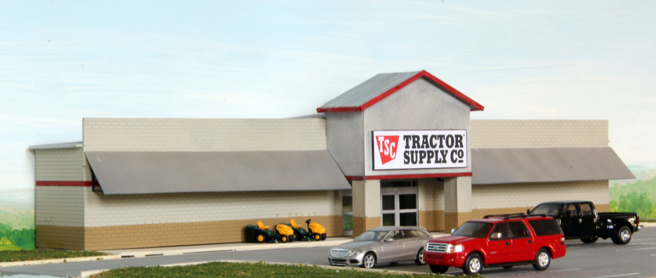 TS-002 Tractor Supply Co. backdrop building in HO scale